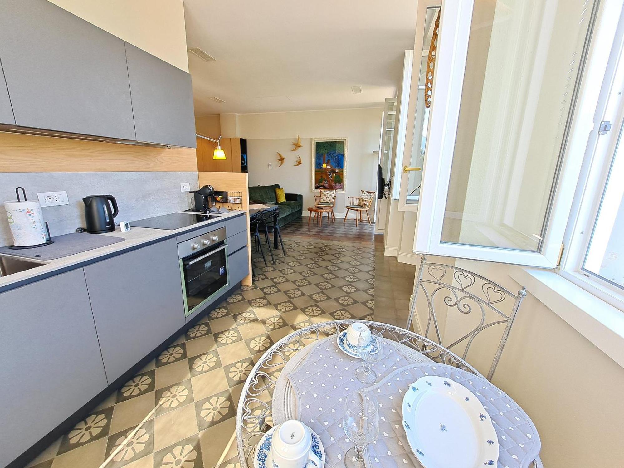 Immobillario - Domus Palmae Apartment Domaso Luaran gambar